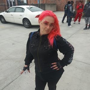 Meet your Posher, Elle